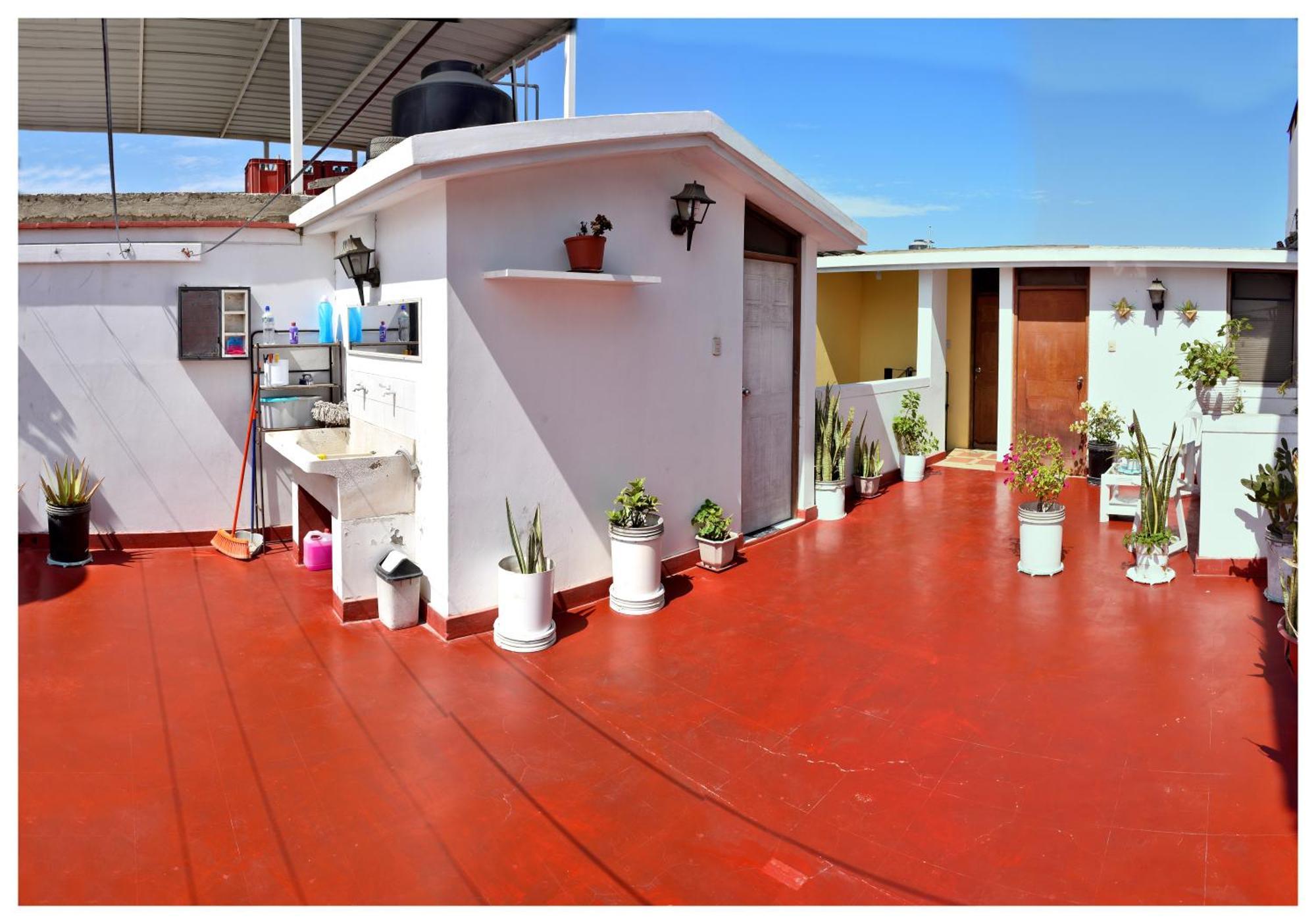 Hospedaje La Casa Blanca Urbanizacion Buenos Aires Exterior photo